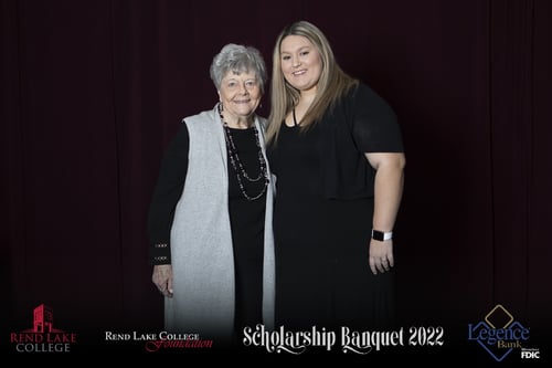 822 Carlos and Bonnie Tolbert Scholarship
