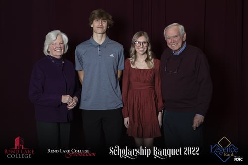 853 Dr Charles Bill and Mary Roe Scholarship