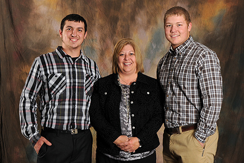 Clayton Charles Ragland Memorial Scholarship W