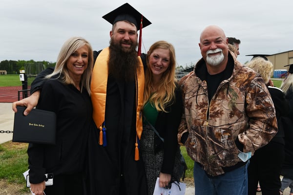 Commencement 3