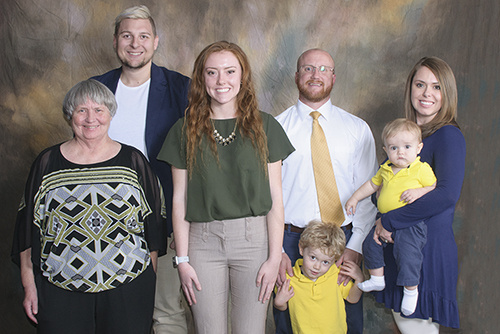 Douglas S Carlson Memorial Scholarship W