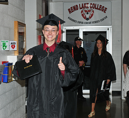 Grad2016 BretCollinsThumbsUpW