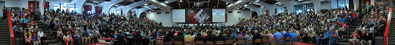 GraduationPanorama1M