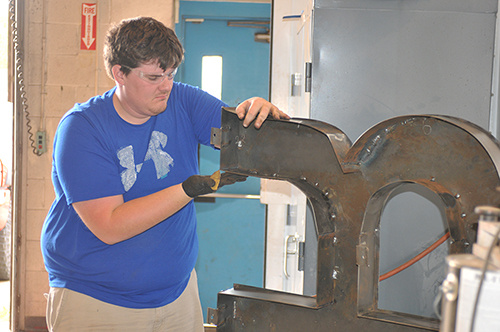 Sanding Letter R W