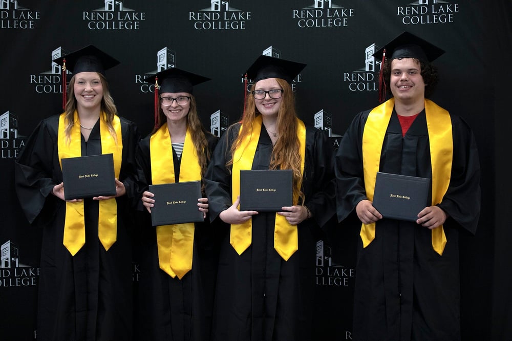 skills-center-grads-group-web