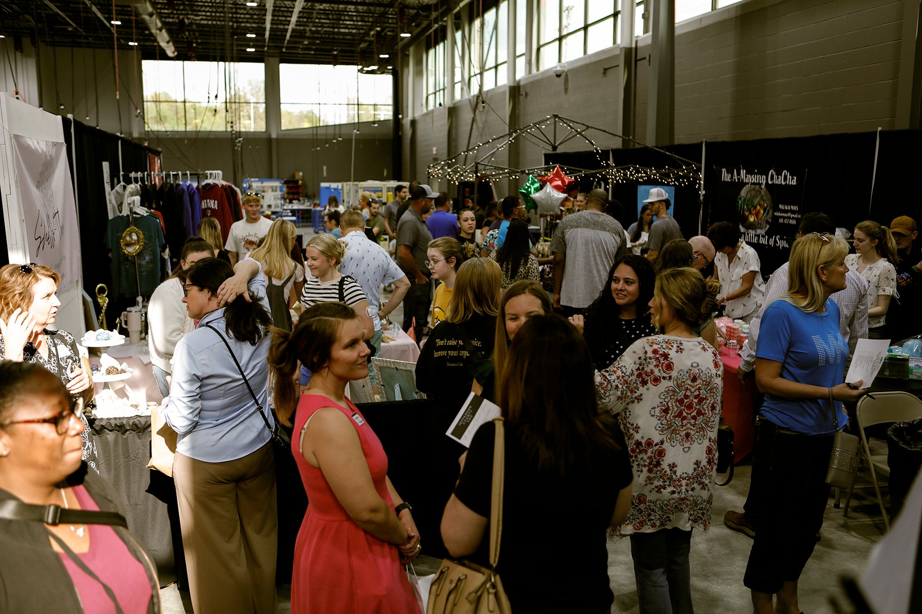 trade-show-candid-2-media