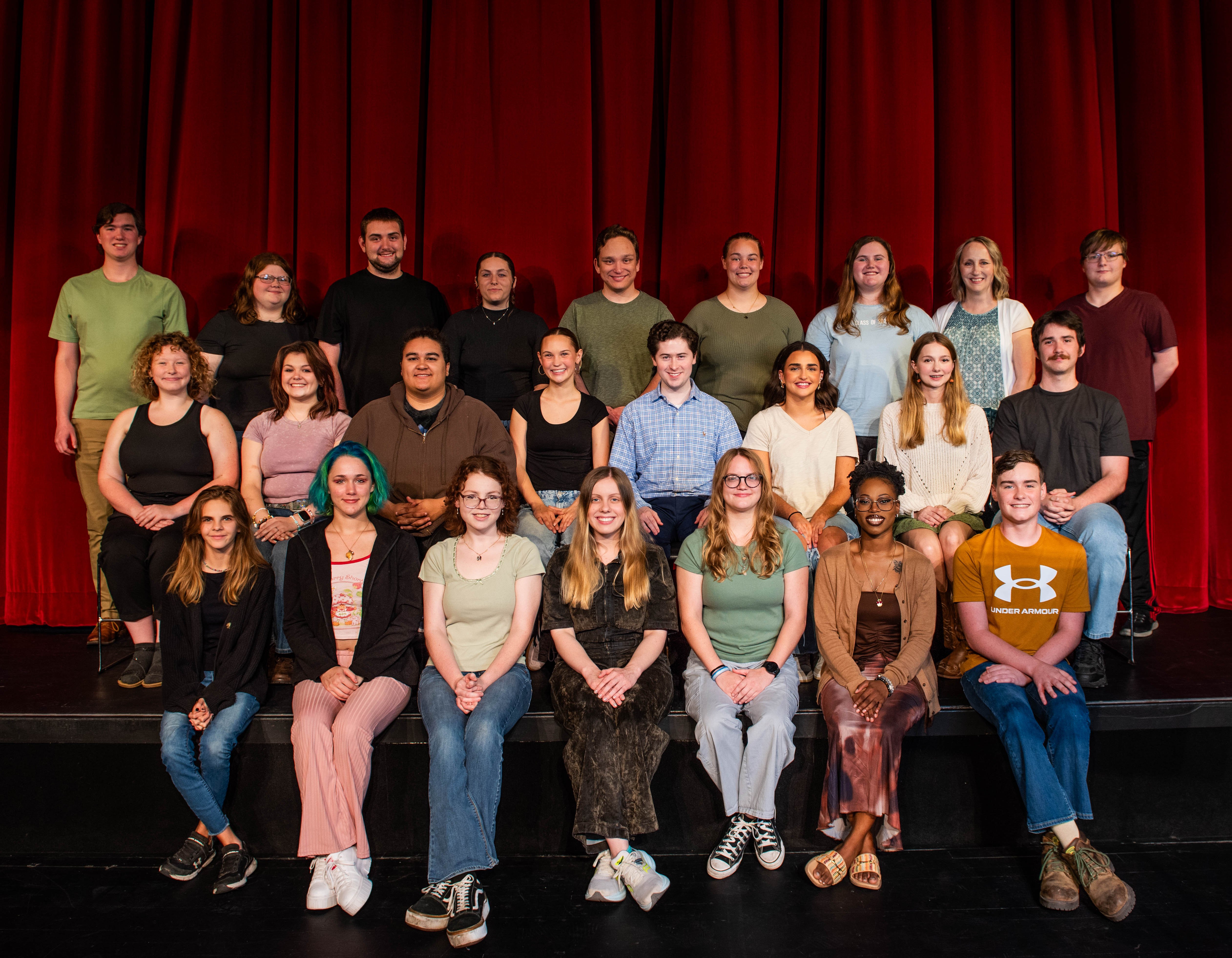 cast-photo