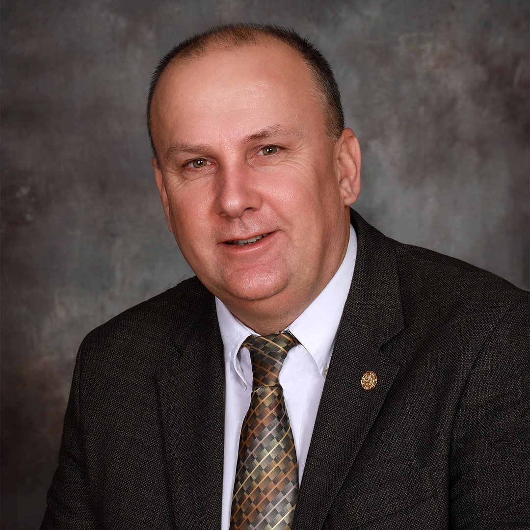 terry_wilkerson_portrait_2023-sq