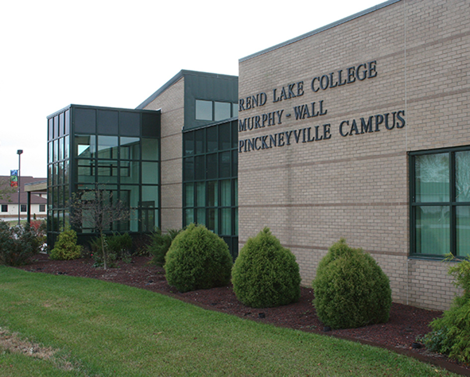 murphy-wall-campus-alternating-content-image-630x506@1.5x